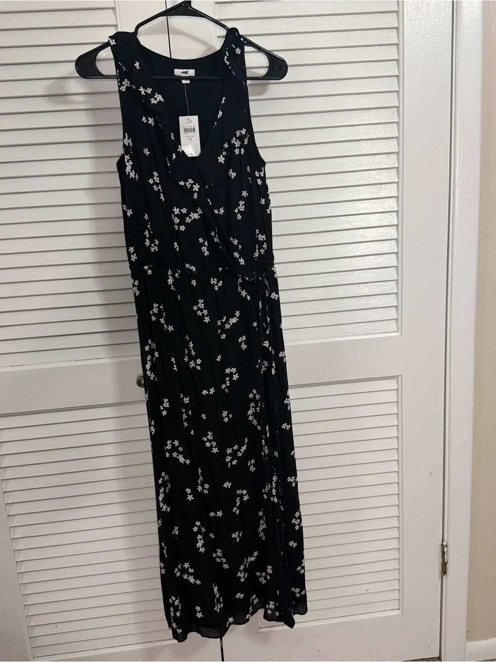 J. Jill Black Maxi Dress with White Floral Print
